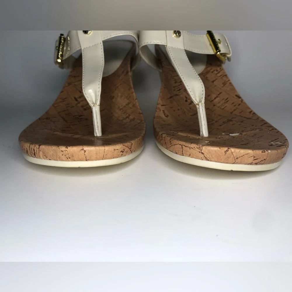 Ralph Lauren Cream Patent Leather T Strap Open Toe Wedge Sandal Size 10B